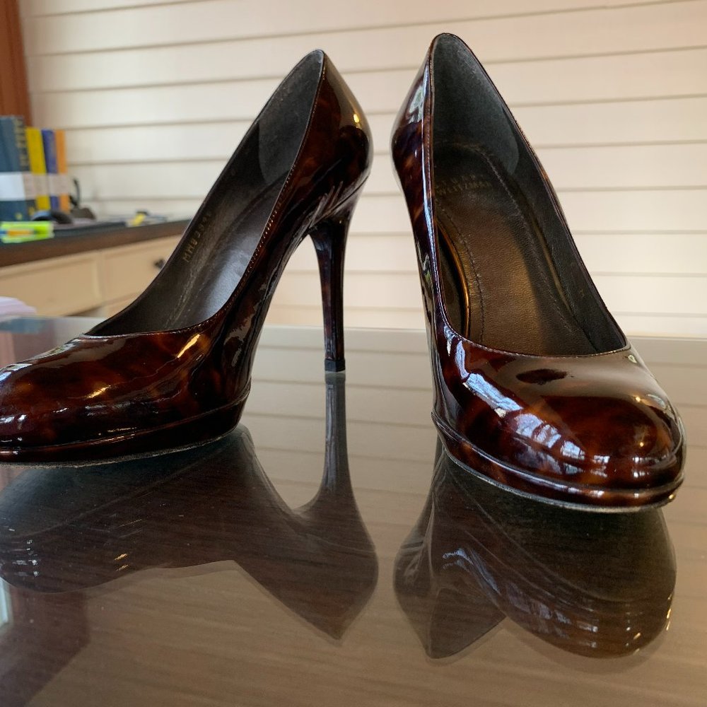 Stuart Weitzman Tortoise Shell Patent Leather Pum… - image 2